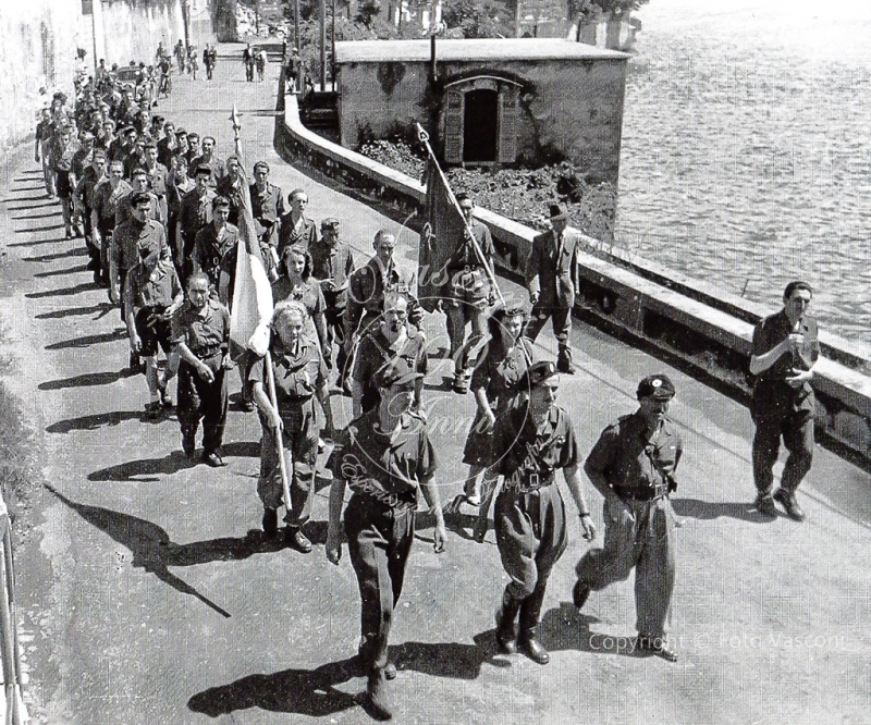 Partigiani a Moltrasio - lago di Como 1945